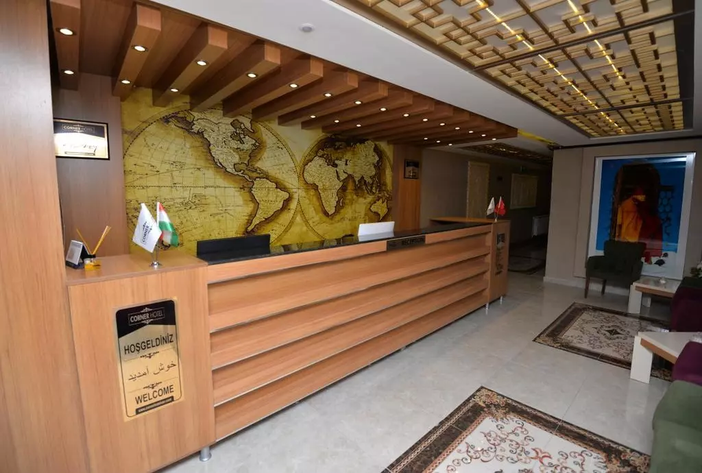 hotel corner van turkey_shabavizparvaz_17.jpg